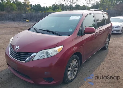 2011 Toyota Sienna Le from USA, damaged, VIN 5TDJK3DC9BS010997